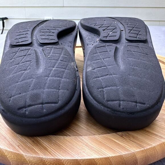 OOFOS Oolala Flip Flop Thong Recovery Sandal Womens Size 11 Black Comfort - Picture 10 of 11